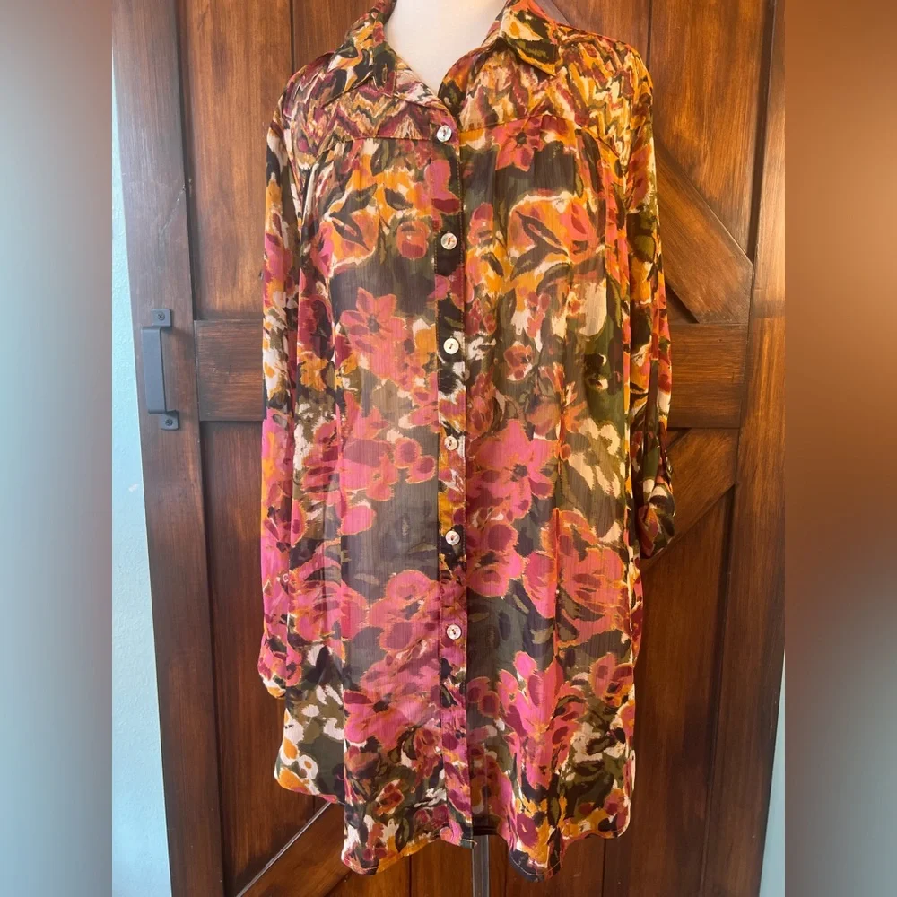 Fig‎ and Flower Sheer Floral Blouse Women's 2X - Picture 8 of 8